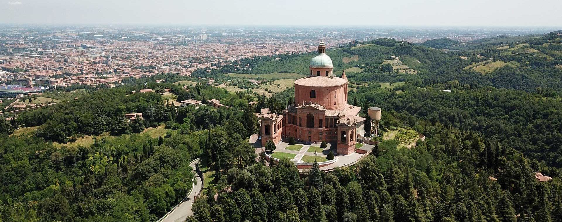 Slide Tourist Trend Contattaci Bologna